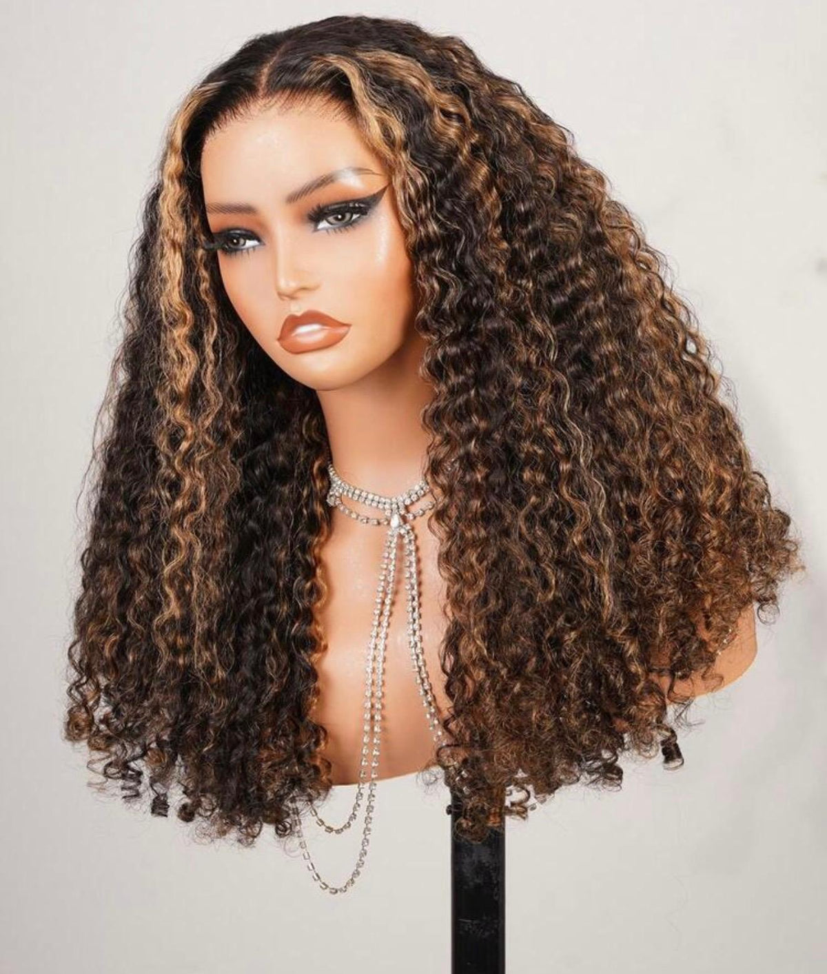 5x5 HD Invisible Lace Wig – Curly with Highlights | 100% Human Hair